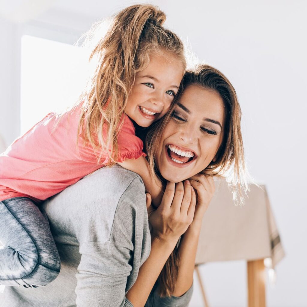 happy-financially-independent-mom-1024x1024.jpg